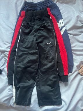 Set of 3 Kids Sweat Pants Size 4-5T